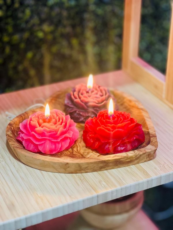 img-19ccc1036fbee01bc280 Peony Shaped Scented Candle in Orange